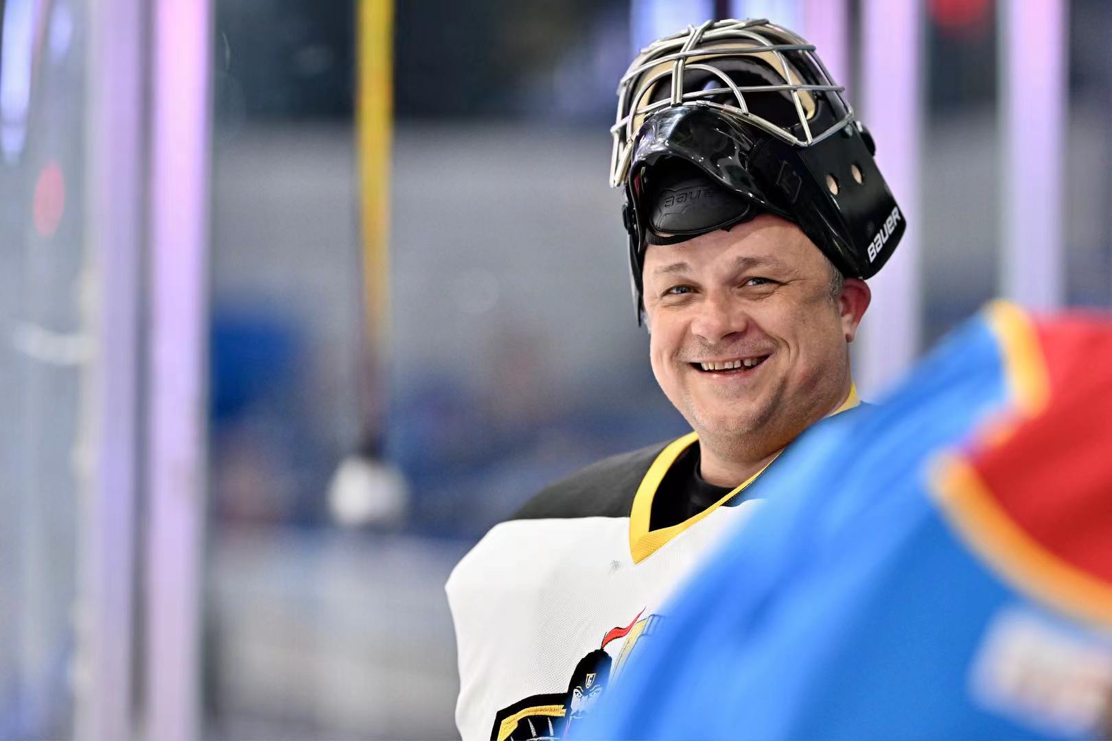 League gallery photo 5